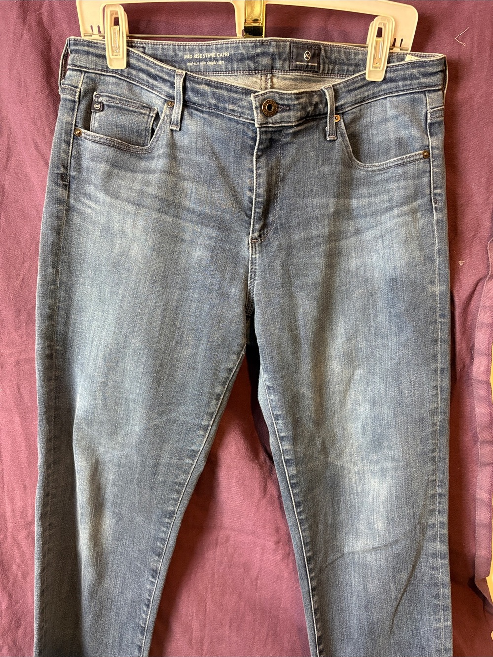 AG Adriano Goldschmied Mid Rise Stevie Capri Slim Straight Leg Jeans Womens‎ 31